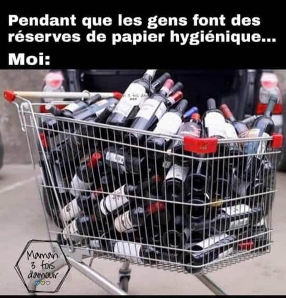 Alcool   blague    pendant que les gens font des reserves de papier hygiénique moi