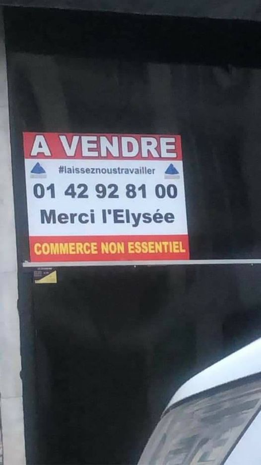 blague   a vendre Palais de l'élysée=commerce non essentiel