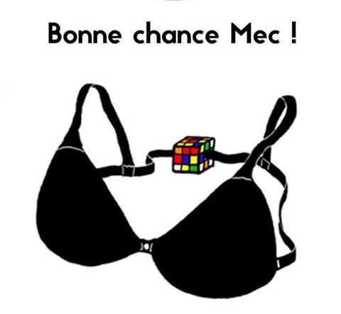 Femme   humour   soutien gorge avec ouverture rubicube