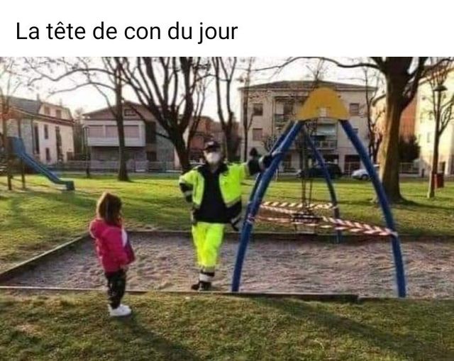 blague   fermeture des balançoire pour enfant