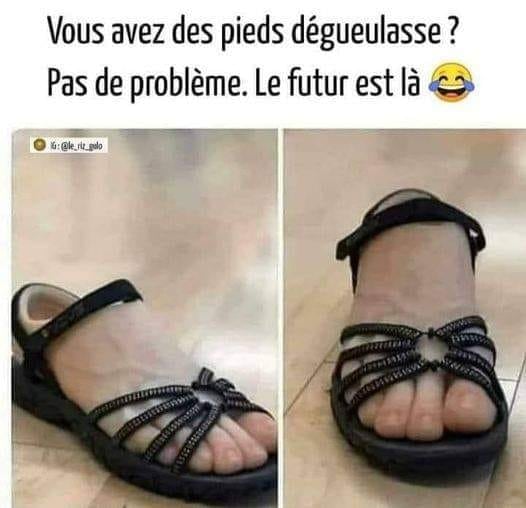 Blague   objet   chaussure en forme de pied