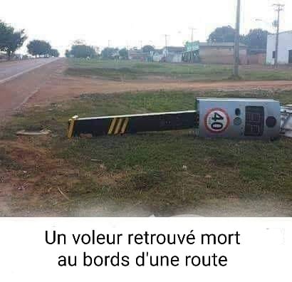 Blague   un voleur retrouver mort pret de la route