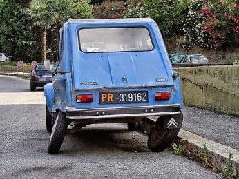 Blague   voiture qui a passé le controle technique