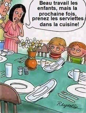 Beau travail les enfants mais les serviettes prenez les dans la cuisines